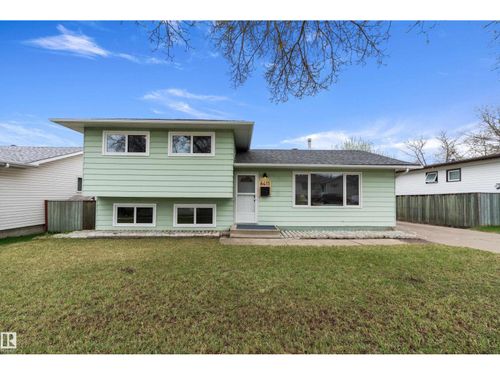 6411 152a Ave Nw, Edmonton, AB, T5A1X9 | Card Image