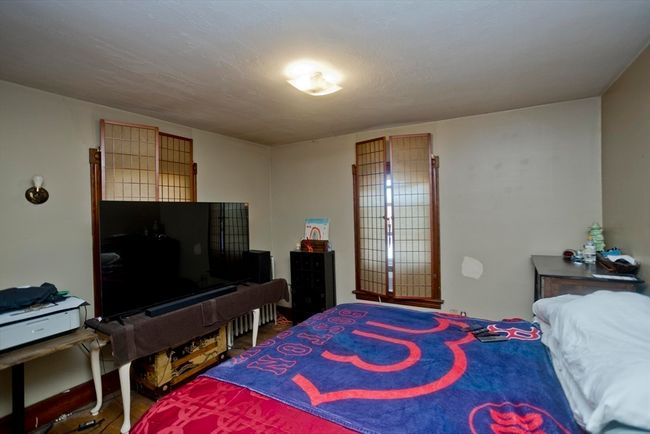 2032 - 2030 Maple St, Home with 6 bedrooms, 4 bathrooms and 6 parking in Three Rivers MA | Image 20