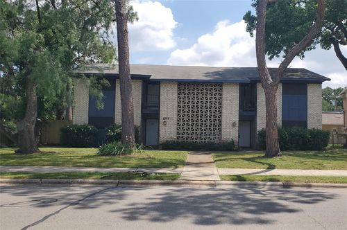 2514-2508 Yorkshire St, Irving, TX, 75061-6758 | Card Image