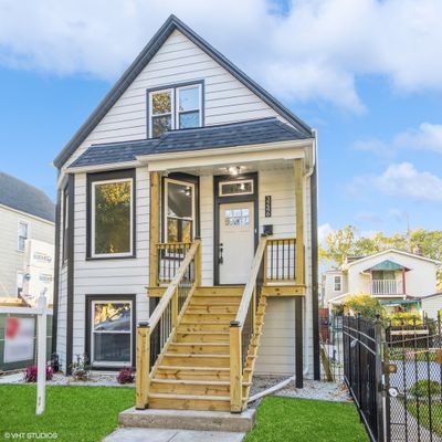 3246 N Kostner Avenue, House other with 4 bedrooms, 2 bathrooms and 1 parking in Chicago IL | Image 2