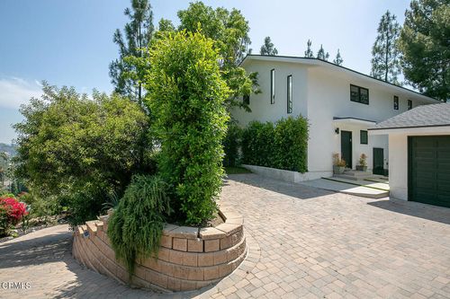 2149 Estes Rd, Los Angeles, CA, 90041-1227 | Card Image