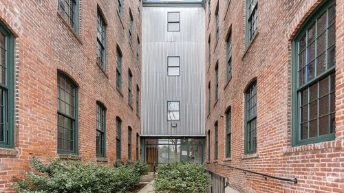 305-407 Pine St, Providence, RI, 02903-4557 | Card Image