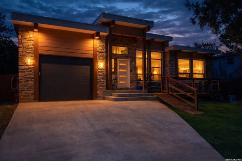 1151 Eastview Dr, Canyon Lake, TX, 78133-6155 | Card Image