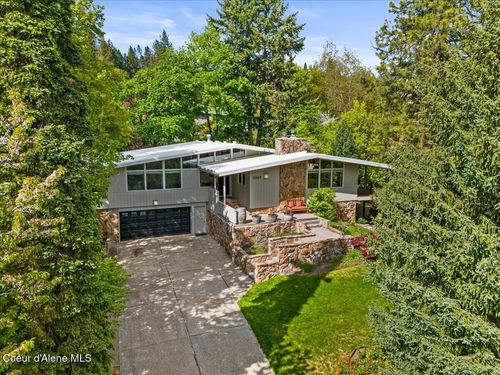 2207 Crestline Dr, Coeur D Alene, ID, 83814-6068 | Card Image