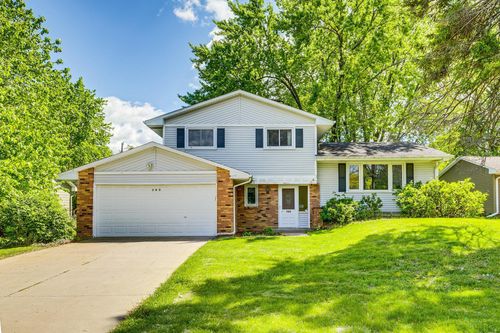 980 Carlton Dr, Shoreview, MN, 55126-8101 | Card Image