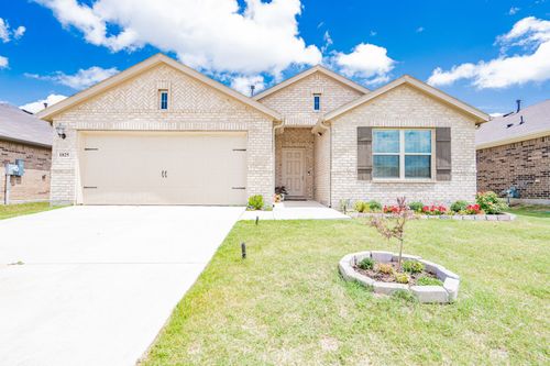 1825 Damianita Dr, Royse City, TX, 75189-8612 | Card Image