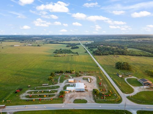 60 E Highway 54, El Dorado Springs, MO, 64744-8107 | Card Image