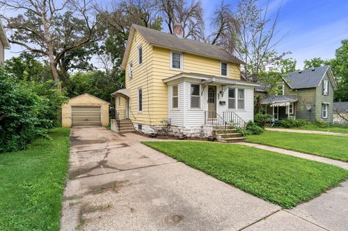 208 12th St Se, Austin, MN, 55912-4226 | Card Image