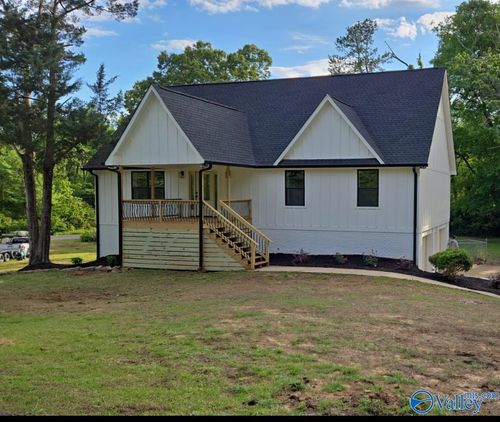 702 N Airport Rd, Jasper, AL, 35504-7526 | Card Image