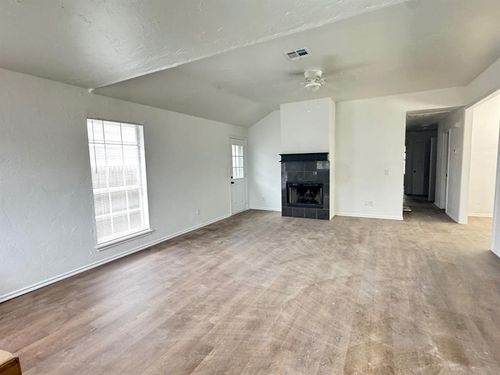 223 W 6th St, Edmond, OK, 73003-5521 | Card Image