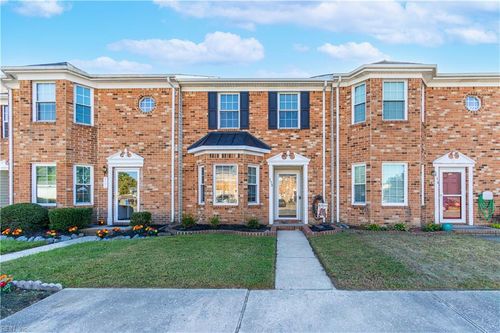713 Sutherland Dr, Chesapeake, VA, 23320-6641 | Card Image