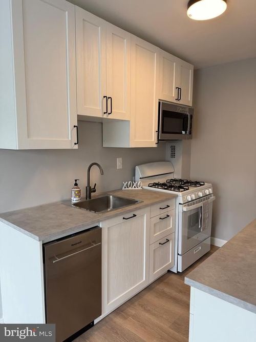 apt-513-8601 Manchester Rd, SILVER SPRING, MD, 20901-6202 | Card Image