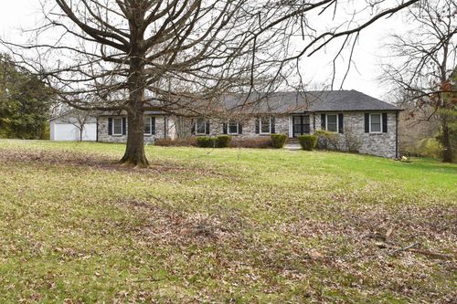 1021 Hanly Ln, Frankfort, KY, 40601-9289 | Card Image