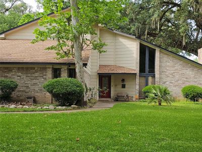 103 Wedgewood Street, House other with 3 bedrooms, 2 bathrooms and null parking in Lake Jackson TX | Image 1