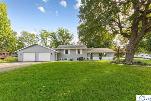 101 Marquette Ave, North Mankato, MN, 56003-2419 | Card Image