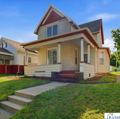 315 N Broad St, Mankato, MN, 56001-3523 | Card Image