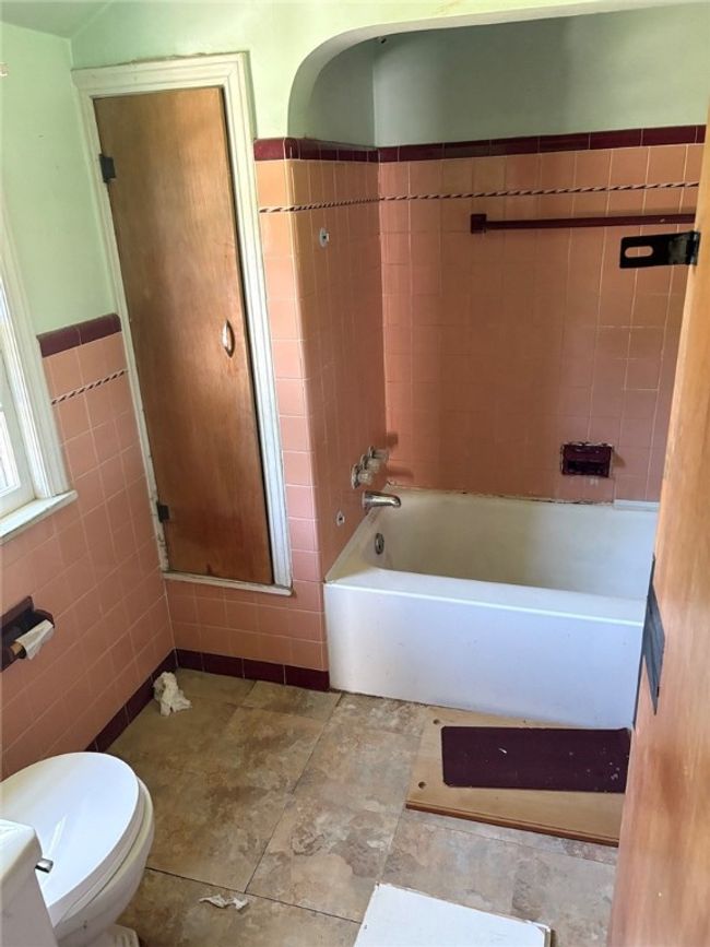 262 Simpson Rd, House other with 3 bedrooms, 2 bathrooms and null parking in Irondequoit NY | Image 10
