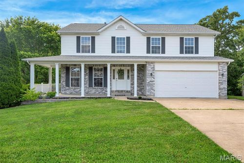 25 Hawthorne Hills Dr, Warrenton, MO, 63383-2911 | Card Image