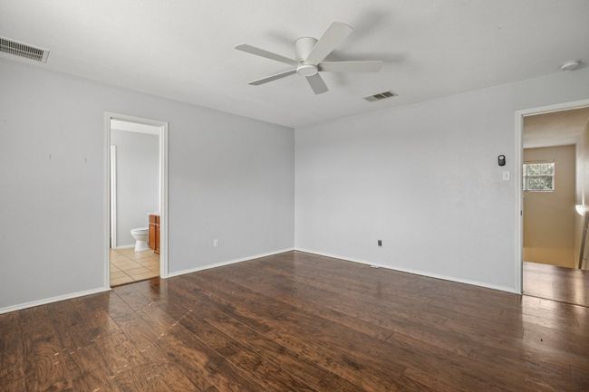 13413 Lismore Ln, House other with 4 bedrooms, 3 bathrooms and 4 parking in Pflugerville TX | Image 18
