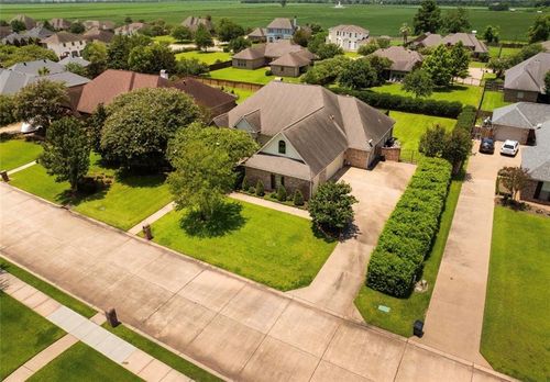 6409 Audubon Oaks, Alexandria, LA, 71301-2800 | Card Image