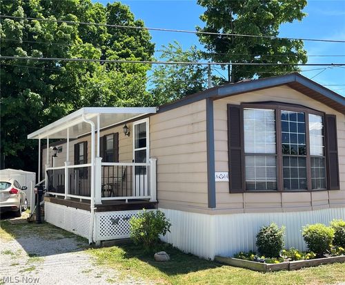 a14-9151 Mentor Ave, Mentor, OH, 44060-6496 | Card Image