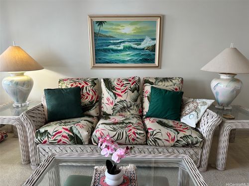 1201b-425 Ena Rd, Honolulu, HI, 96815-1760 | Card Image