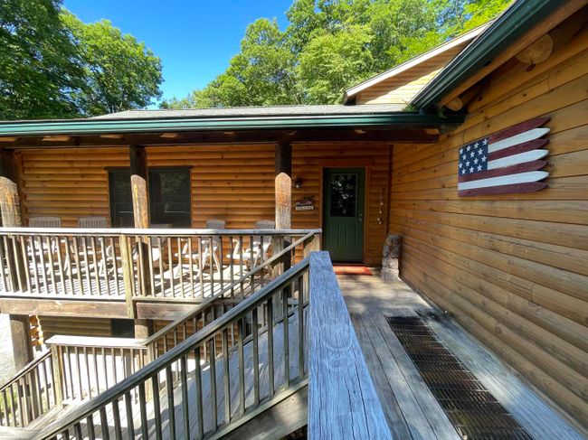 303 Westview Est, House other with 5 bedrooms, 3 bathrooms and null parking in Manchestr Ctr VT | Image 5