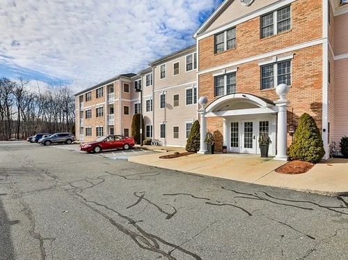 apt-306-1 Millbrook Ln, Wakefield, MA, 01880-3575 | Card Image