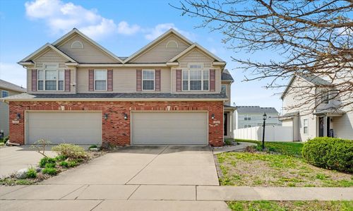 3911 Summer Sage Ct, Champaign, IL, 61822-2011 | Card Image
