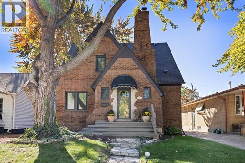 265 Isabelle Pl, Windsor, ON, N8S3A7 | Card Image