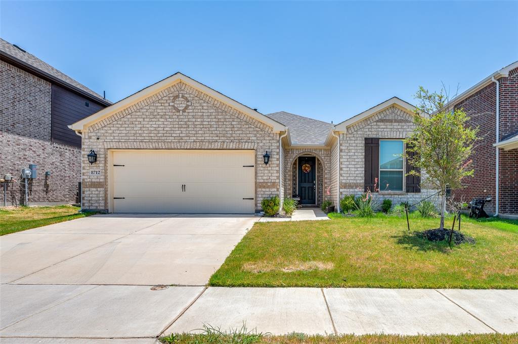 Antelope Flat Ln, Fort Worth, TX 76131
