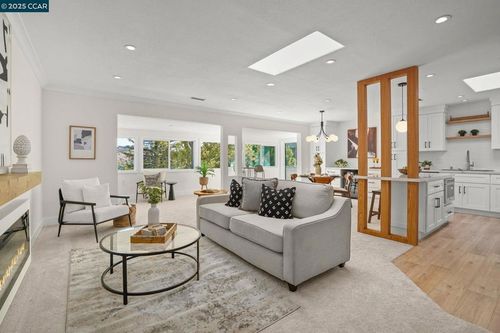 apt-7-1364 Running Springs Rd, Walnut Creek, CA, 94595-2953 | Card Image