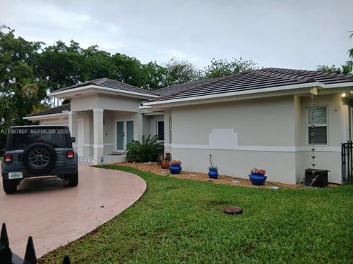 6421 Miller Dr, Miami, FL, 33155-6422 | Card Image