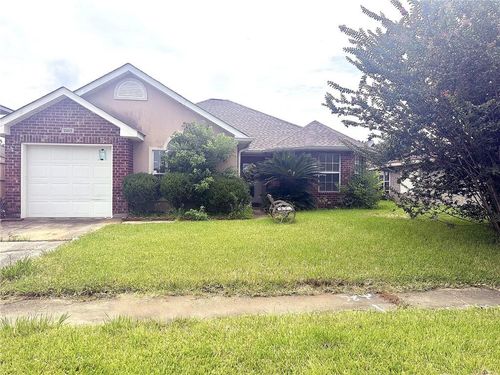 2415 Amy Dr, La Place, LA, 70068-6268 | Card Image
