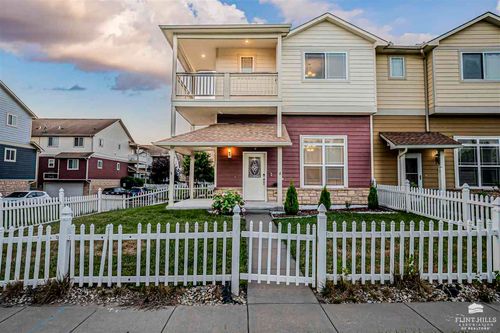 59 Fuller Cir, Junction City, KS, 66441-4264 | Card Image