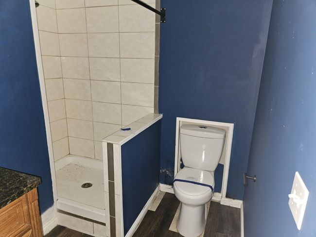 Lower Level Bath.jpg | Image 13