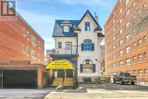 200 Metcalfe St, Ottawa, ON, K2P1P7 | Card Image
