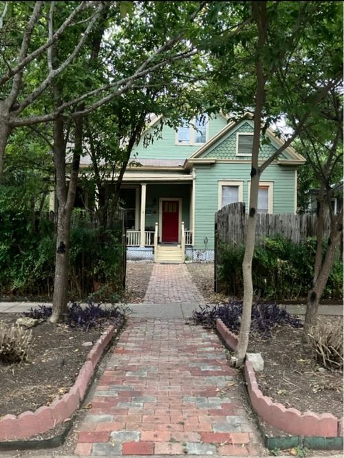 4010 Avenue B, Austin, TX, 78751-4517 | Card Image