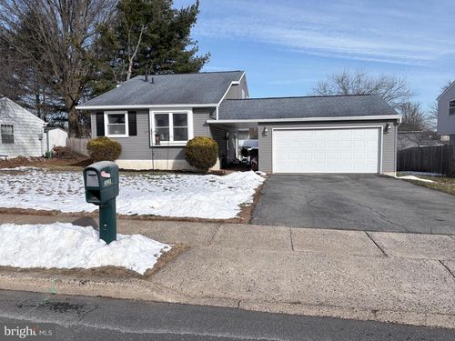4981 Persimmon Dr, READING, PA, 19606-3419 | Card Image