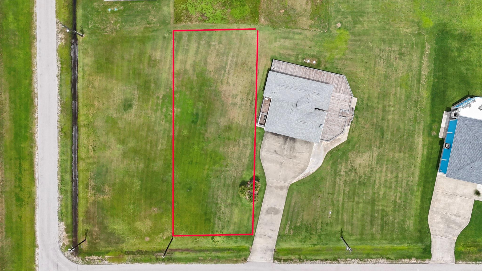 Land in Crystal Beach