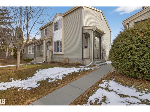 843 Village Dr, Sherwood Park, AB, T8A4H9 | Card Image