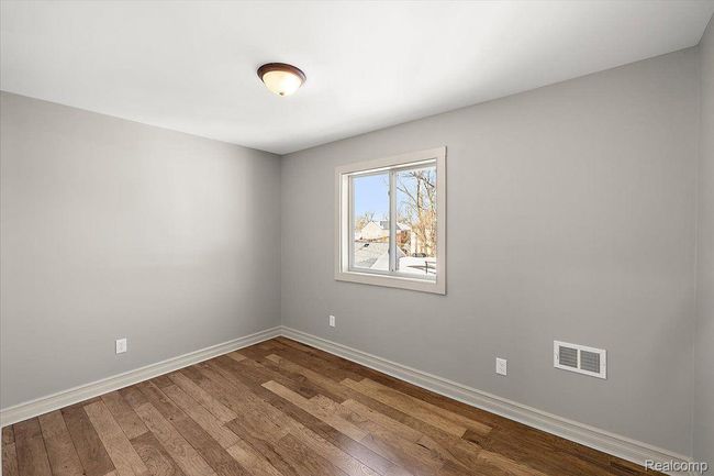 20817 Parkside Blvd, House other with 2 bedrooms, 2 bathrooms and null parking in Ferndale MI | Image 18