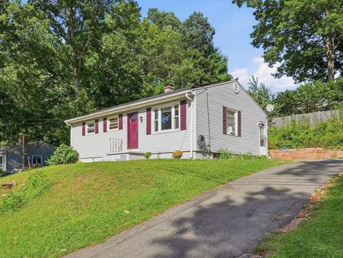 101 Regal St, Springfield, MA, 01118-1718 | Card Image