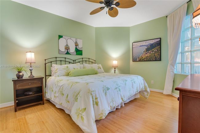 APT-7C - 3000 N Highway A1a, Condo with 3 bedrooms, 3 bathrooms and null parking in Hutchinson Island FL | Image 29