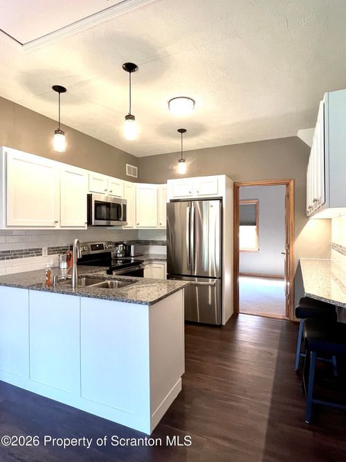 2nd-floor-202-531 Easton Turnpike, Lake Ariel, PA, 18436 | Card Image