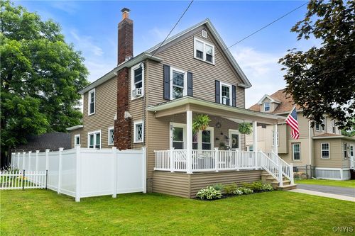 802 Croton St, Rome, NY, 13440-3325 | Card Image
