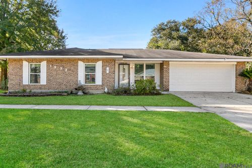 1532 Outrigger Dr, Baton Rouge, LA, 70816-1360 | Card Image
