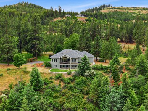 16919 N South Bank Rd, Nine Mile Falls, WA, 99026-9724 | Card Image
