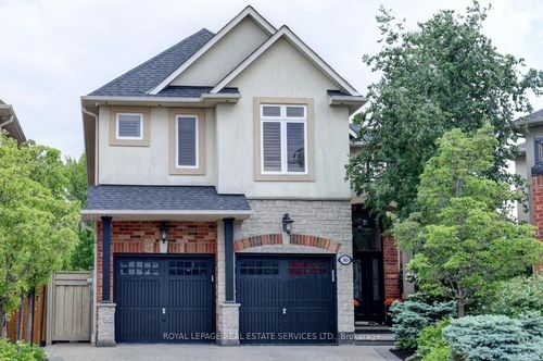 30 Seacove Crt, Stoney Creek, ON, L8E0B3 | Card Image