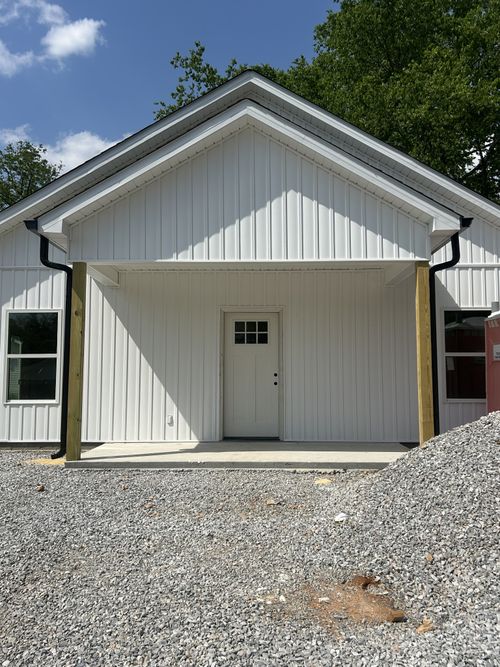 310 May St, Lawrenceburg, TN, 38464-2561 | Card Image